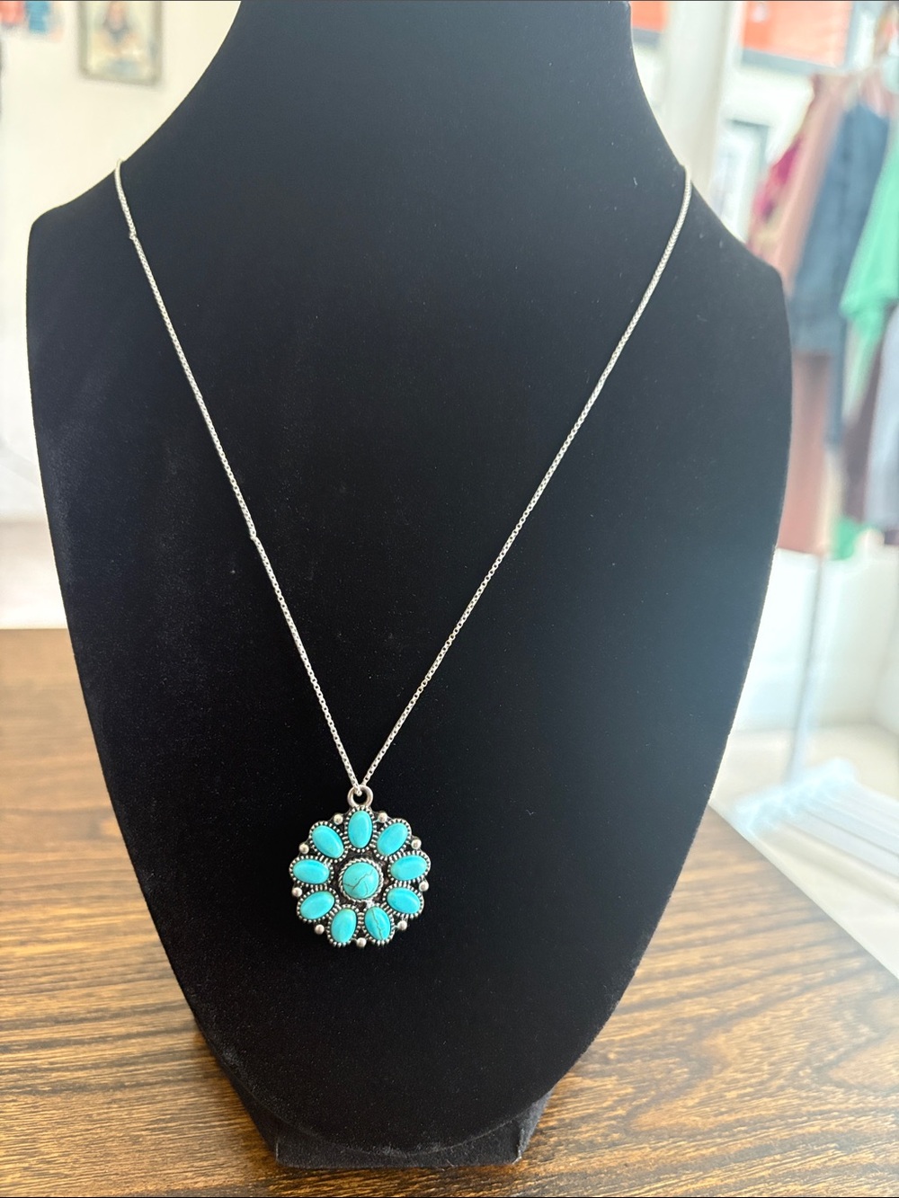 Turquoise Floral vintage Pendant w/ 22” silver chain/Necklace - Women Jewelry